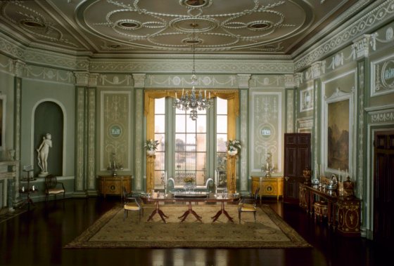 A Georgian dining room, 1770-1790 (from The Thorne Miniature Collection)